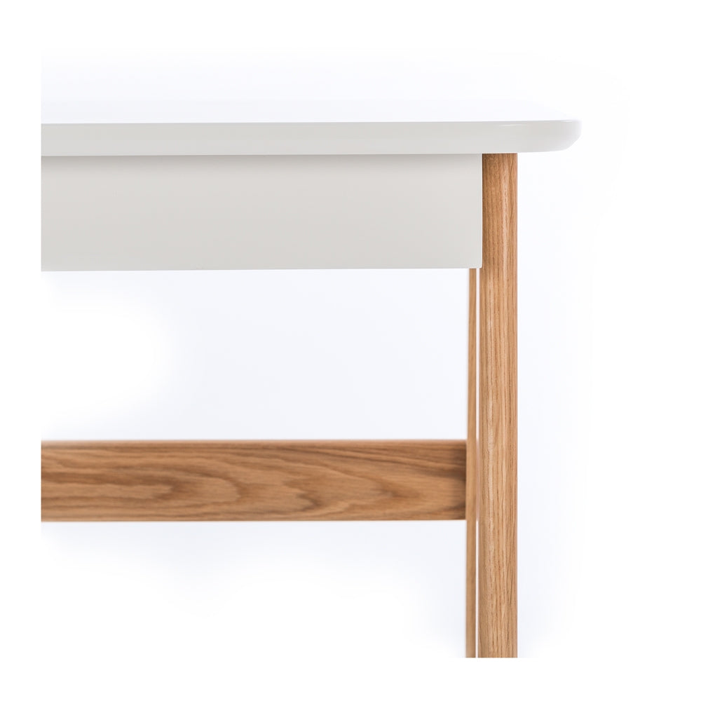 Radius 1 Drawer Desk