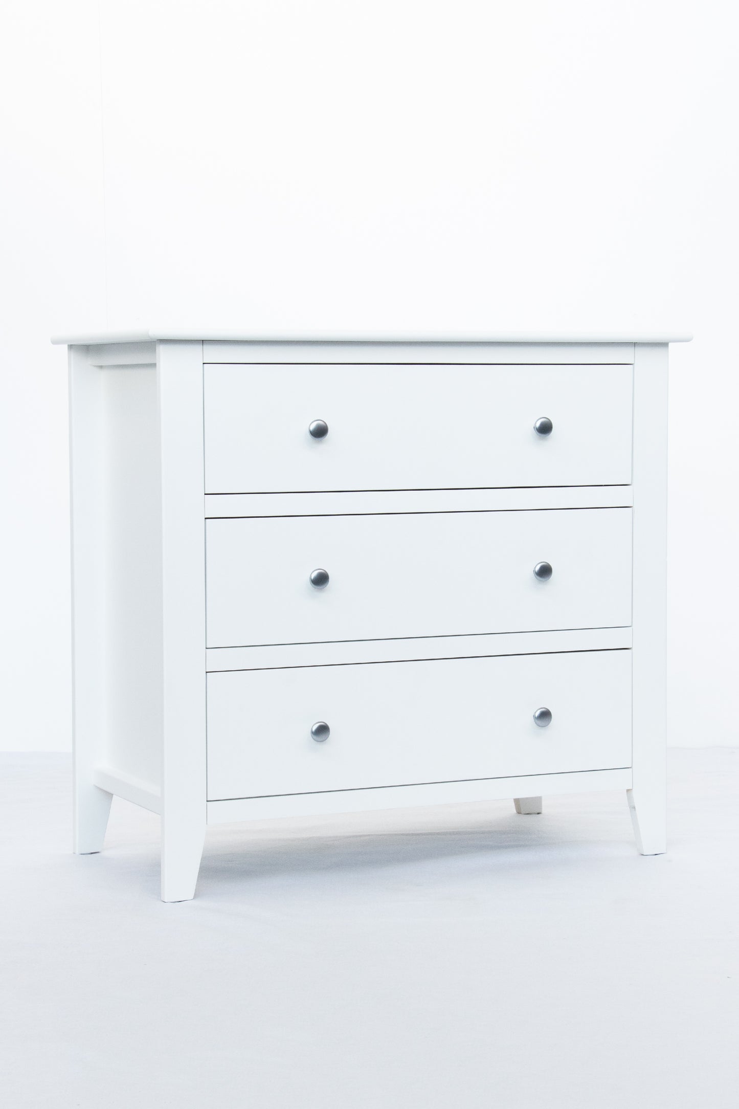 Elle 3 Drawer Lowboy