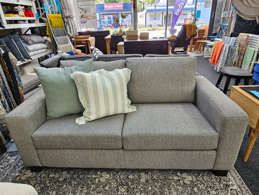 EJP Bellview 2.5 Seater Belinda Grey