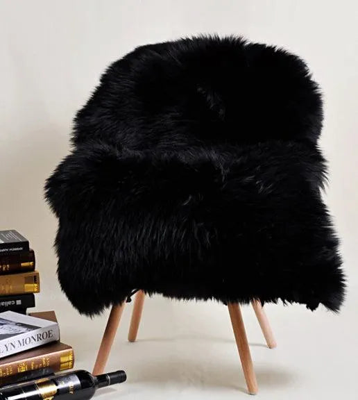 AUSKIN Long Wool Black Standard 100cm Rug