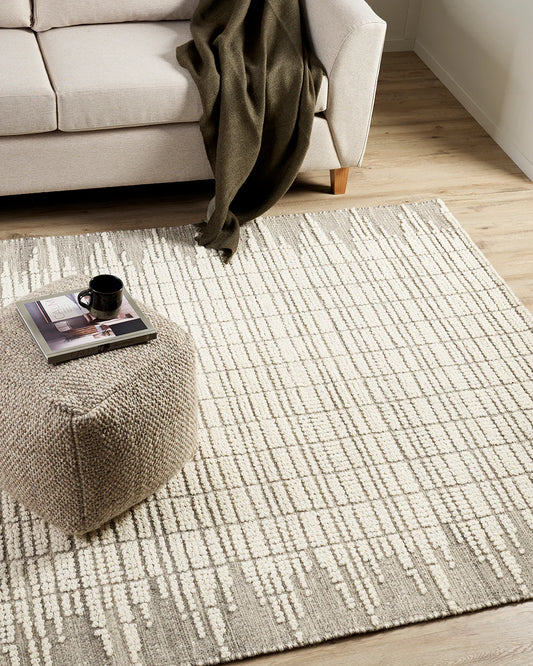 Beatrix Wool Rug 160 x 230cm
